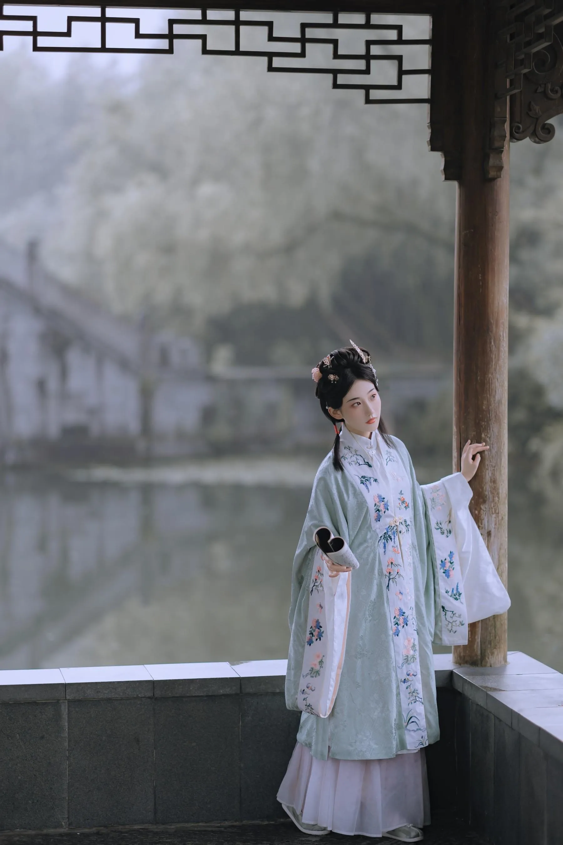 [YITUYU艺图语]2021.11.11 宿雨初霁 Rider [31P]插图1